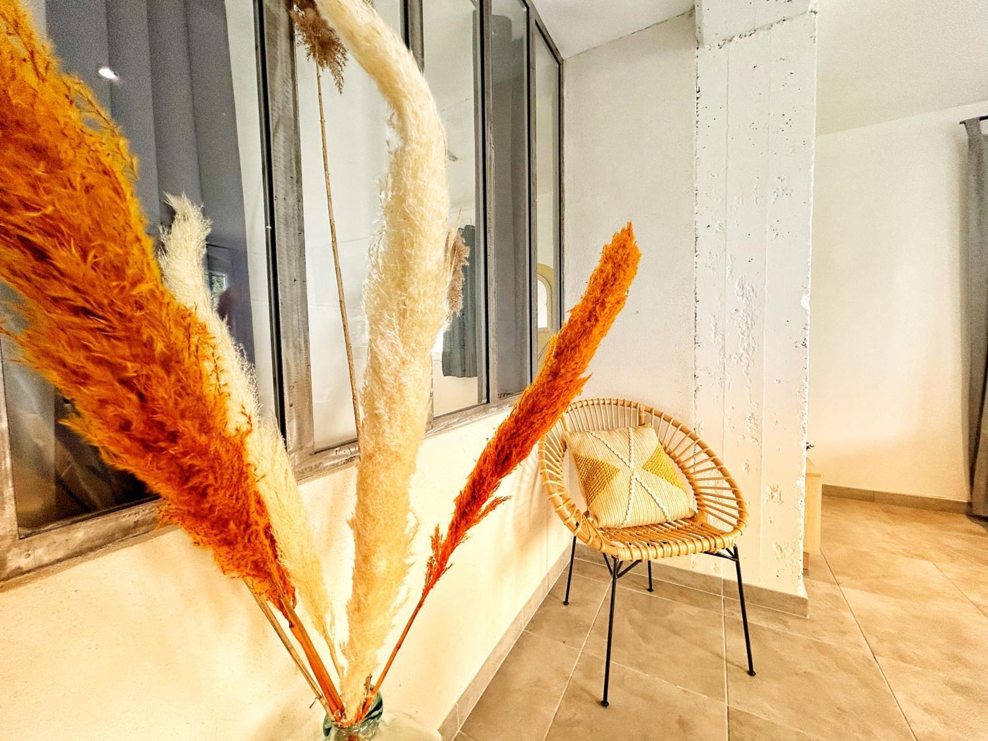 Doux Rouinet Cocoon Fourques (Gard) Exterior foto