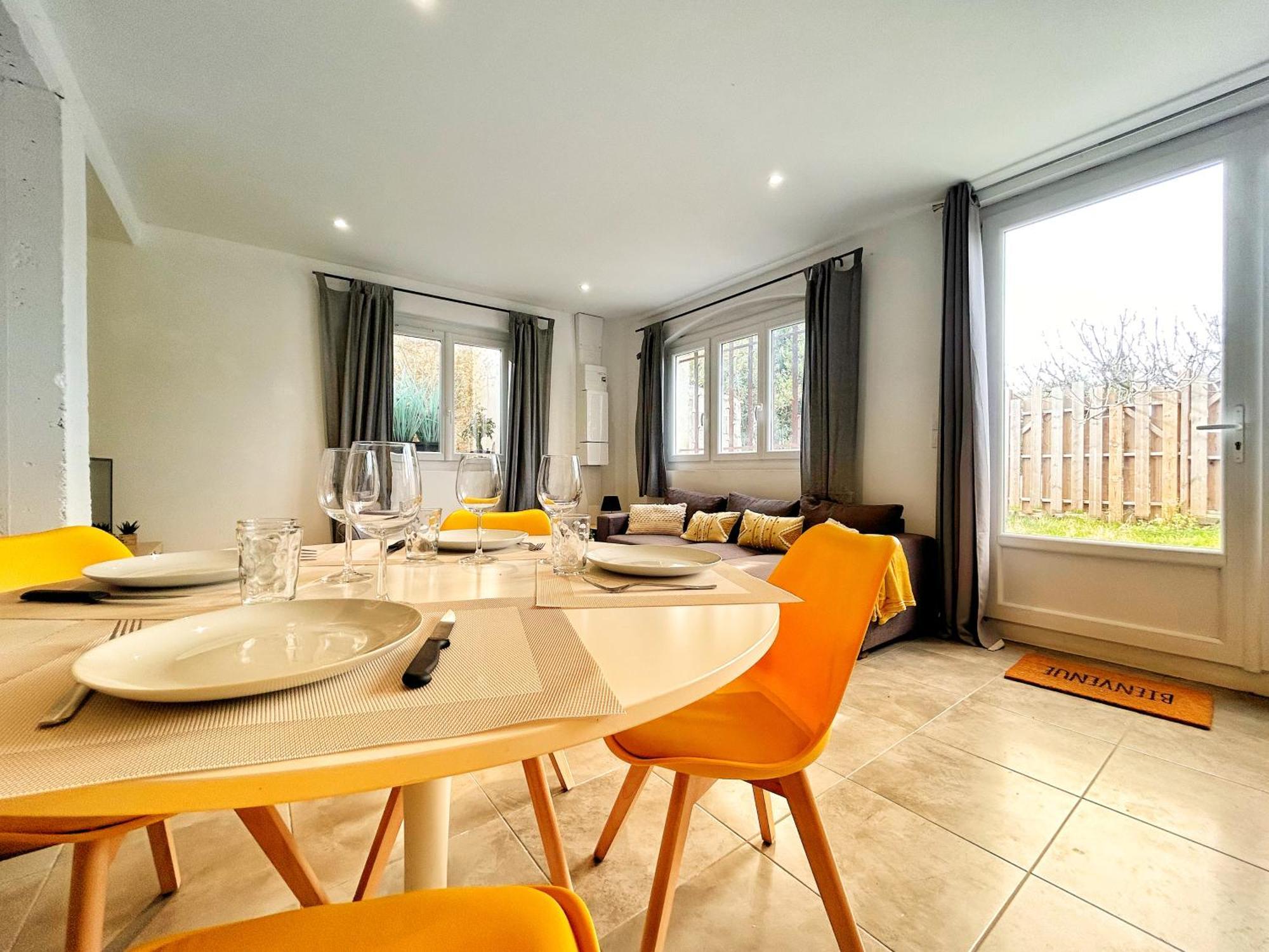 Doux Rouinet Cocoon Fourques (Gard) Exterior foto